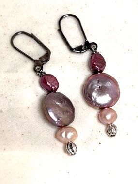 Artisan Magenta & Mauve Freshwater Coin Pearl Dangle Earrings